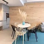 Lakeside Apartements צוונקאו