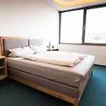 Lakeside Apartements *