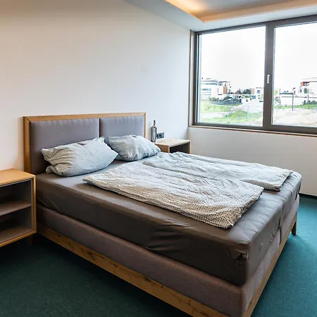 דירה Lakeside Apartements