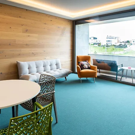 Lakeside Apartements דירה *