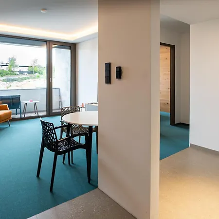 Lakeside Apartements *