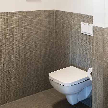 Lakeside Apartements *