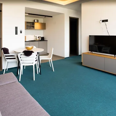 Lakeside Apartements דירה *