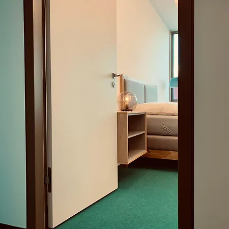 Lakeside Apartements