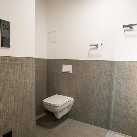 דירה Lakeside Apartements *