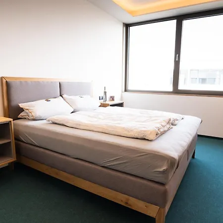 Lakeside Apartements *