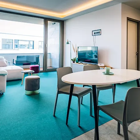 Lakeside Apartements דירה