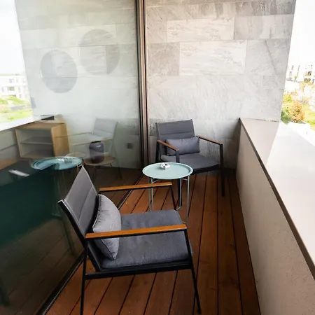 דירה Lakeside Apartements