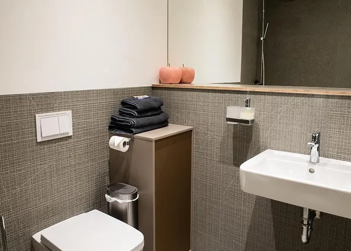 Lakeside Apartements